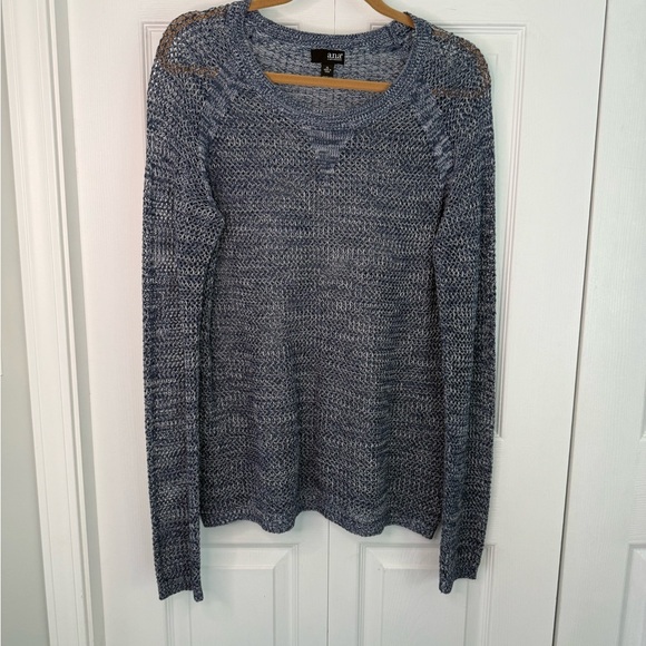 a.n.a Blue V-Neck long sleeve Sweater Lightweight Knit summer sweater size XL - Picture 5 of 9